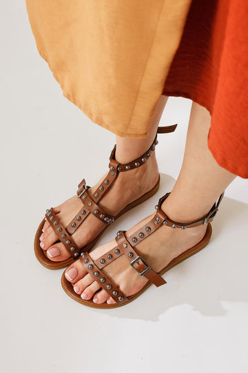 Genuine Leather Hivin Tan Metal Bead Detailed Sandals