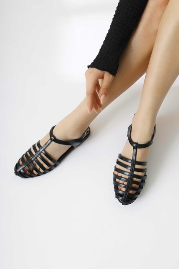 Zafu Black Thin Strapped Flat Sandals
