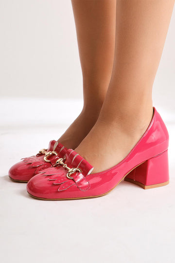 Anne-Caroline Fuchsia Patent Leather Buckle Detailed Low Heel Shoes