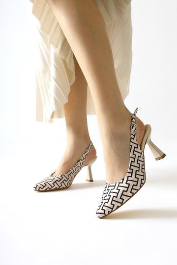Ernesa Beige Geometric Patterned High Heel Shoes