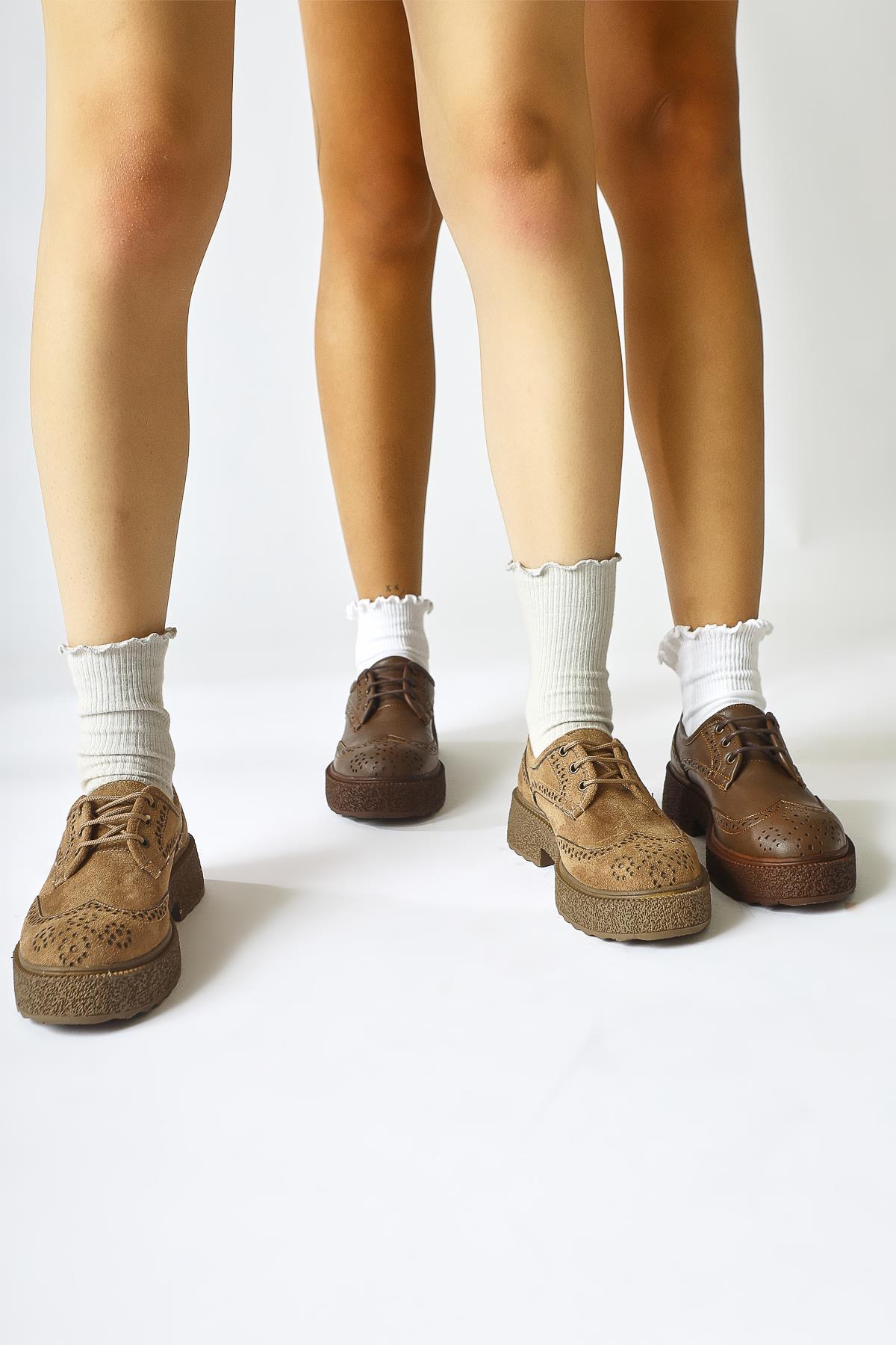 Rossy Nerz Wildleder Oval-Zehen Laser Cut Freizeitschuhe