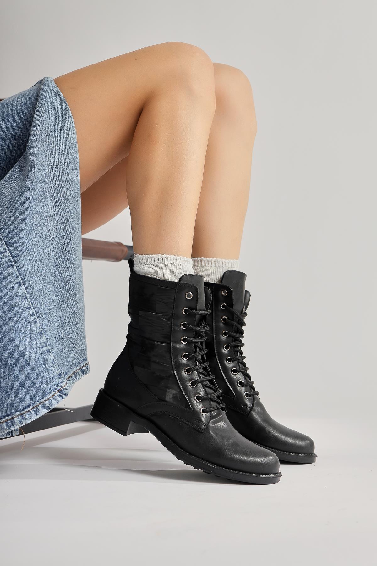 Chrissi – Black Hologram-Detail Lace-Up Boot (Women)