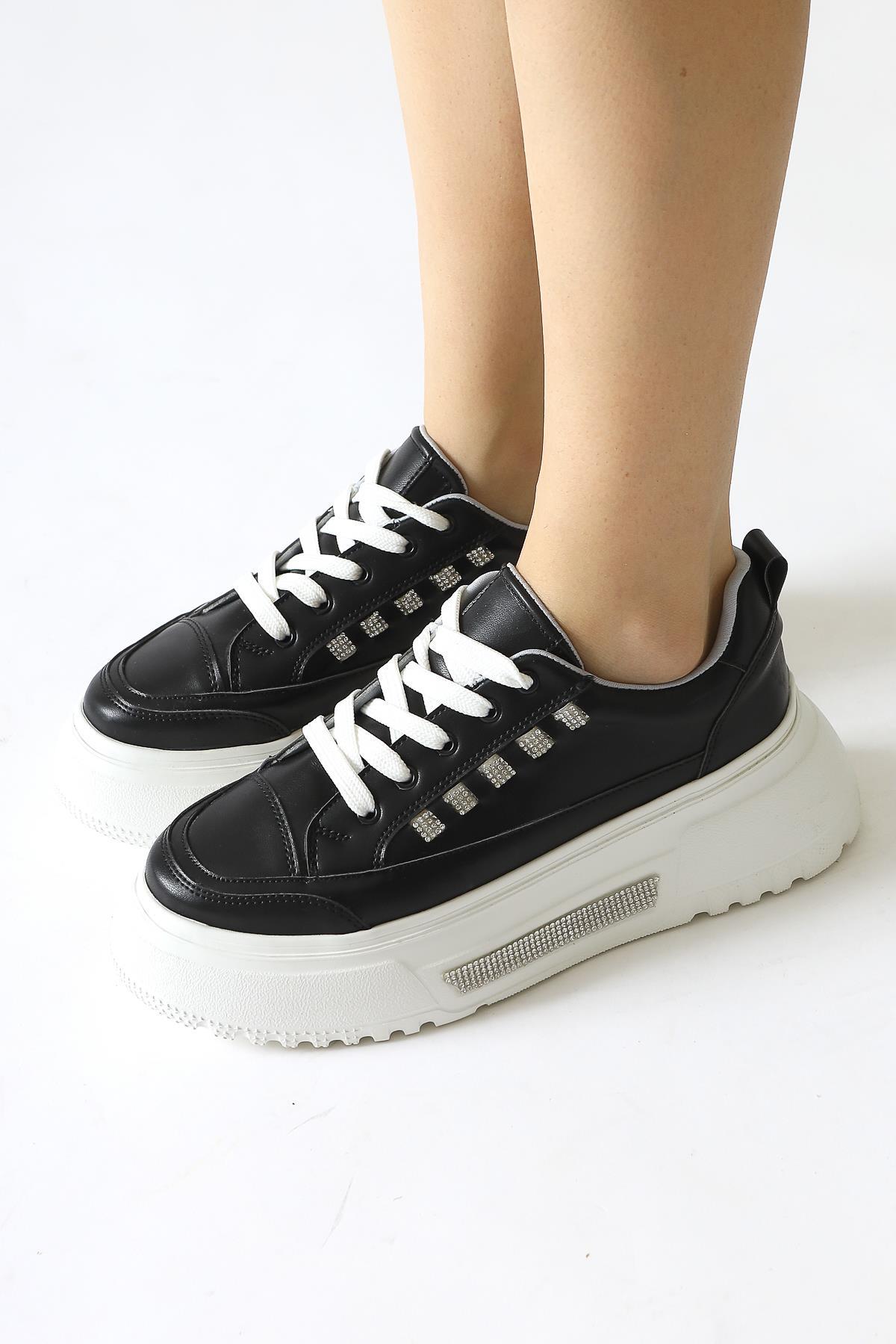 Tram Black Thick Soled Stone Detailed Lace-Up Sneakers