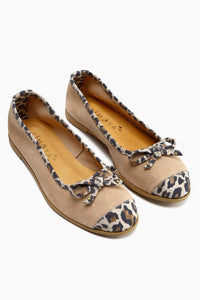 Echtes Leder Alfreda Beige Wildleder Leoparden Detail Damen Ballerinas