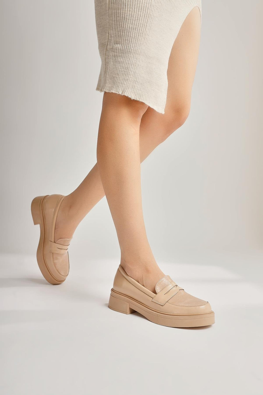 Weena – Nude Schuh mit Kroko-Prägung (Damen)