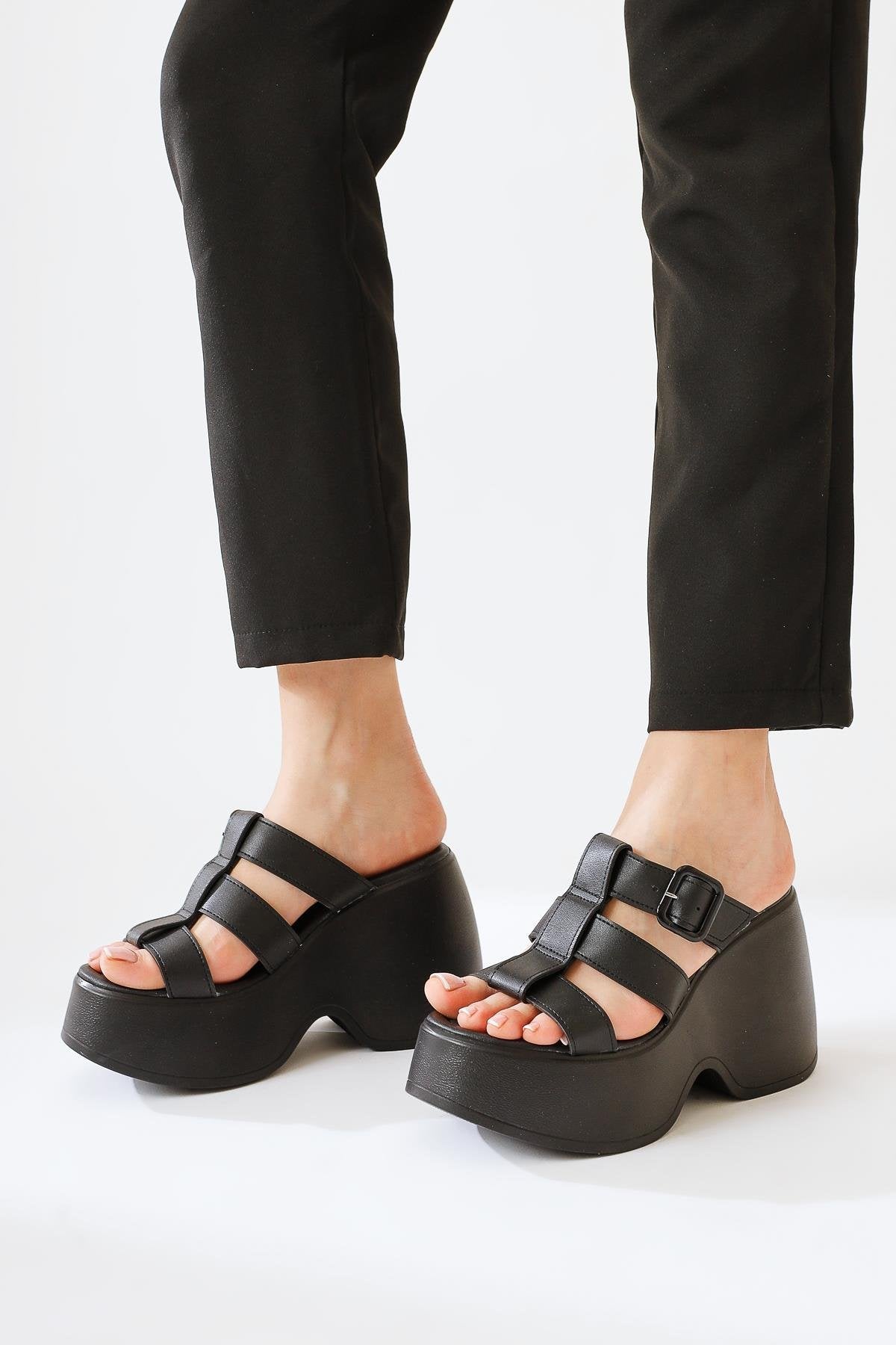 Sangita Black Three-Striped Platform Slippers