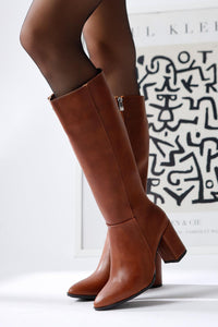 Tatum Tan Spitzes Zehenmittel Absatz Damen Stiefel