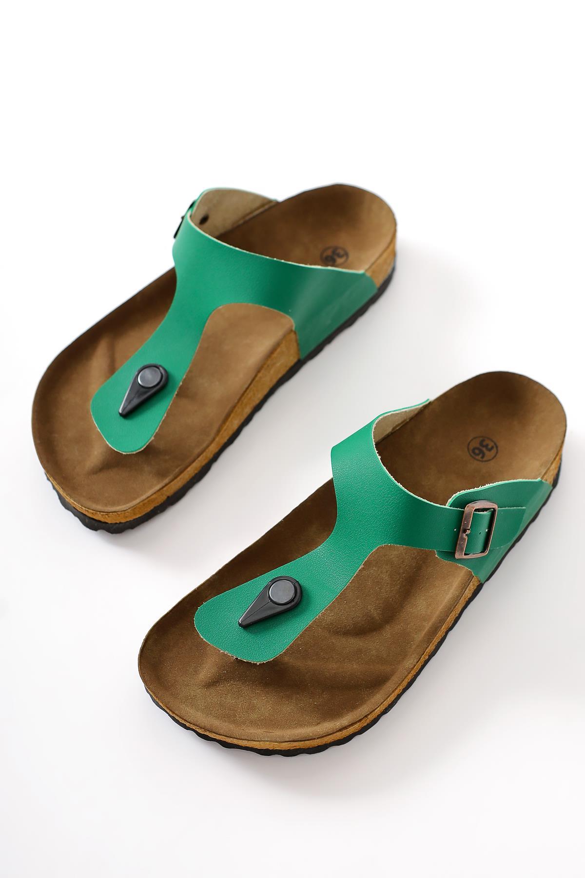 Risa Green Buckle Detailed Flip Flops