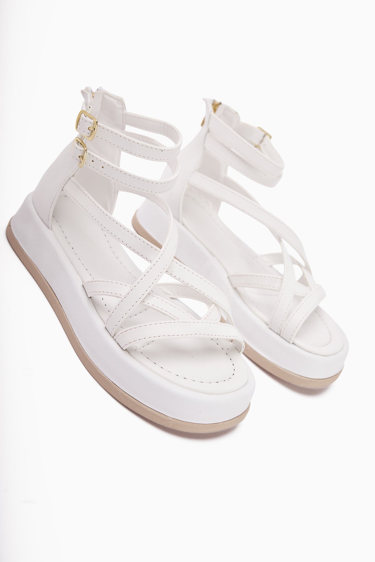 Sara Weiß Damen Sandale mit Kreuzriemen, Dicker Sohle, Knöchelschnalle