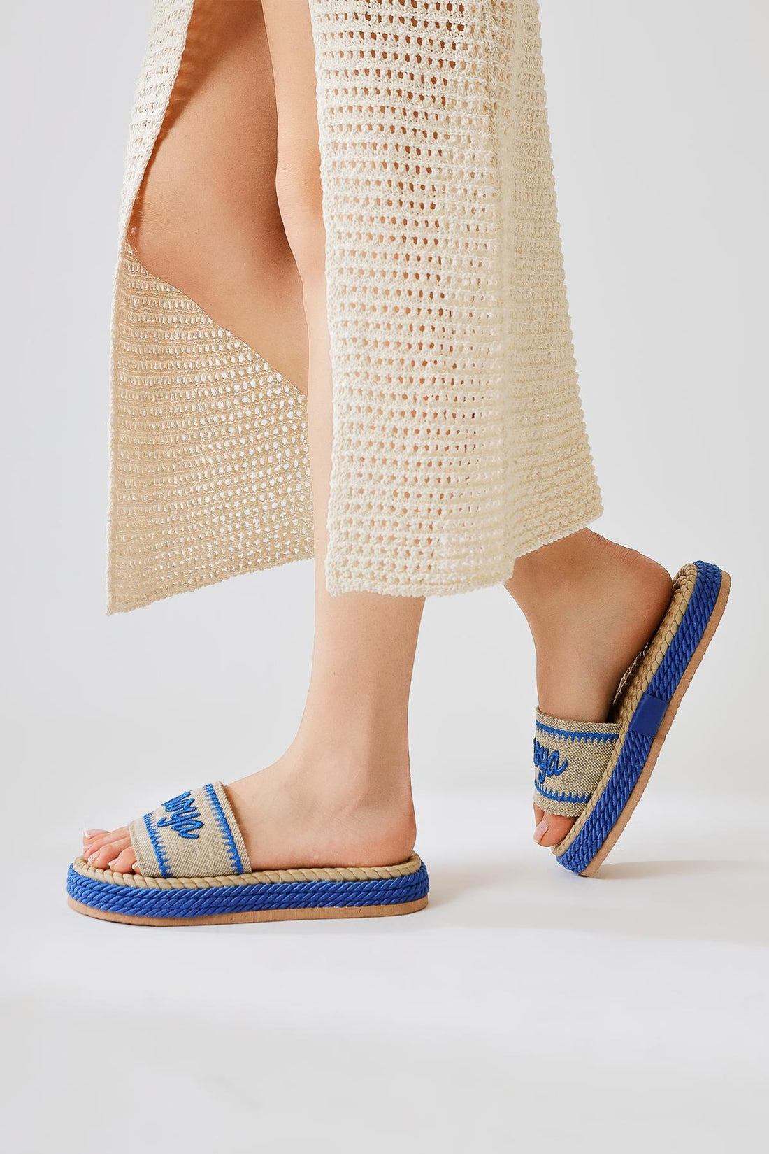 Vasana – Royalblau Slide mit Seil-Detail und Plateau (Damen)