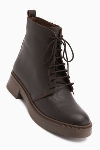 Karol – Braun Echtleder Stiefelette mit Schnürung (Damen)