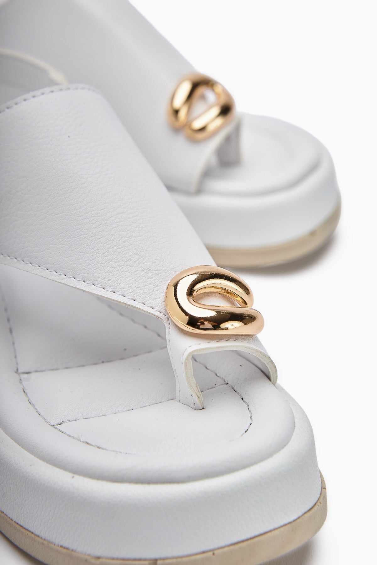 Troya Weiß Zehenpfosten Geschnallt Damen Sandalen