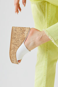 Riya White Thick Cork Soled Slippers