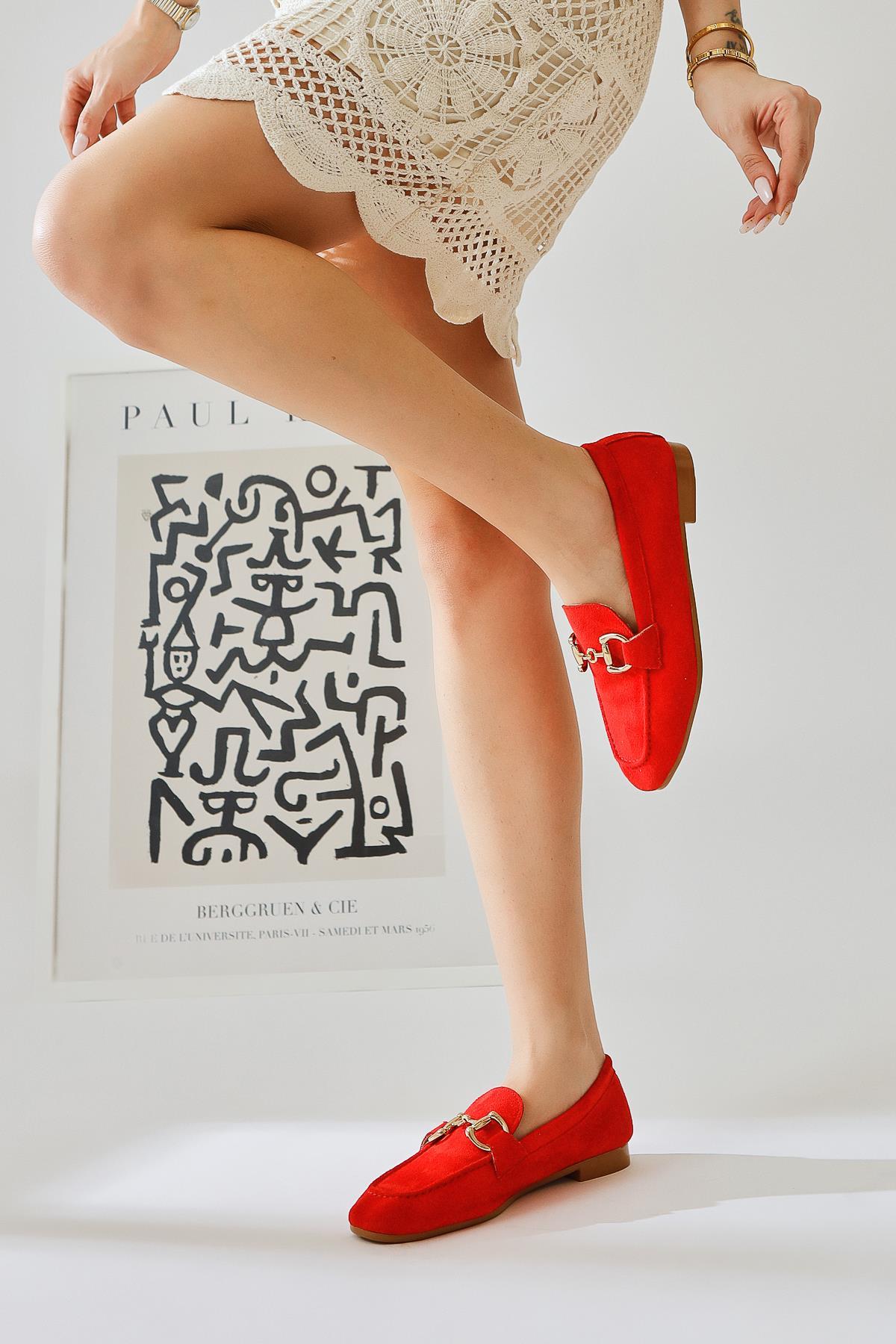 Shirly Rote Wildleder Schnalle Detaillierte Freizeitschuhe