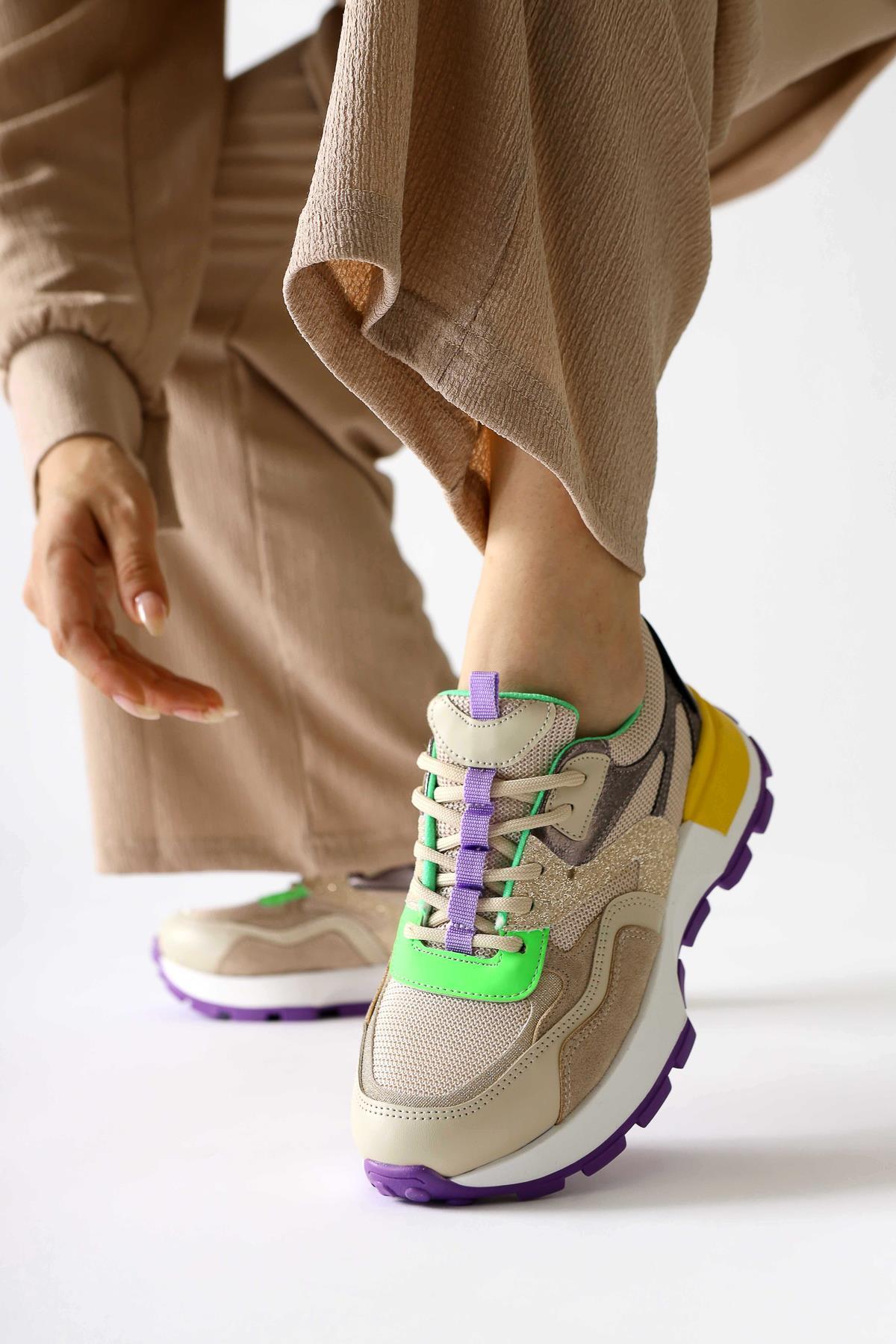 Netta Mehrfarbig (Grün) Mesh-Detail Schnürsneaker