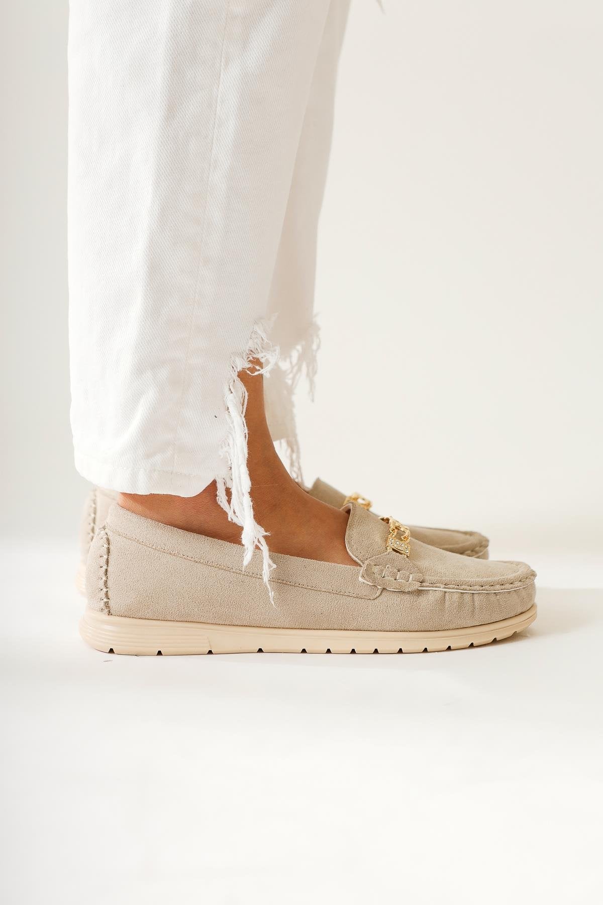 Turi Cream Suede Buckle Detailed Casual Shoes