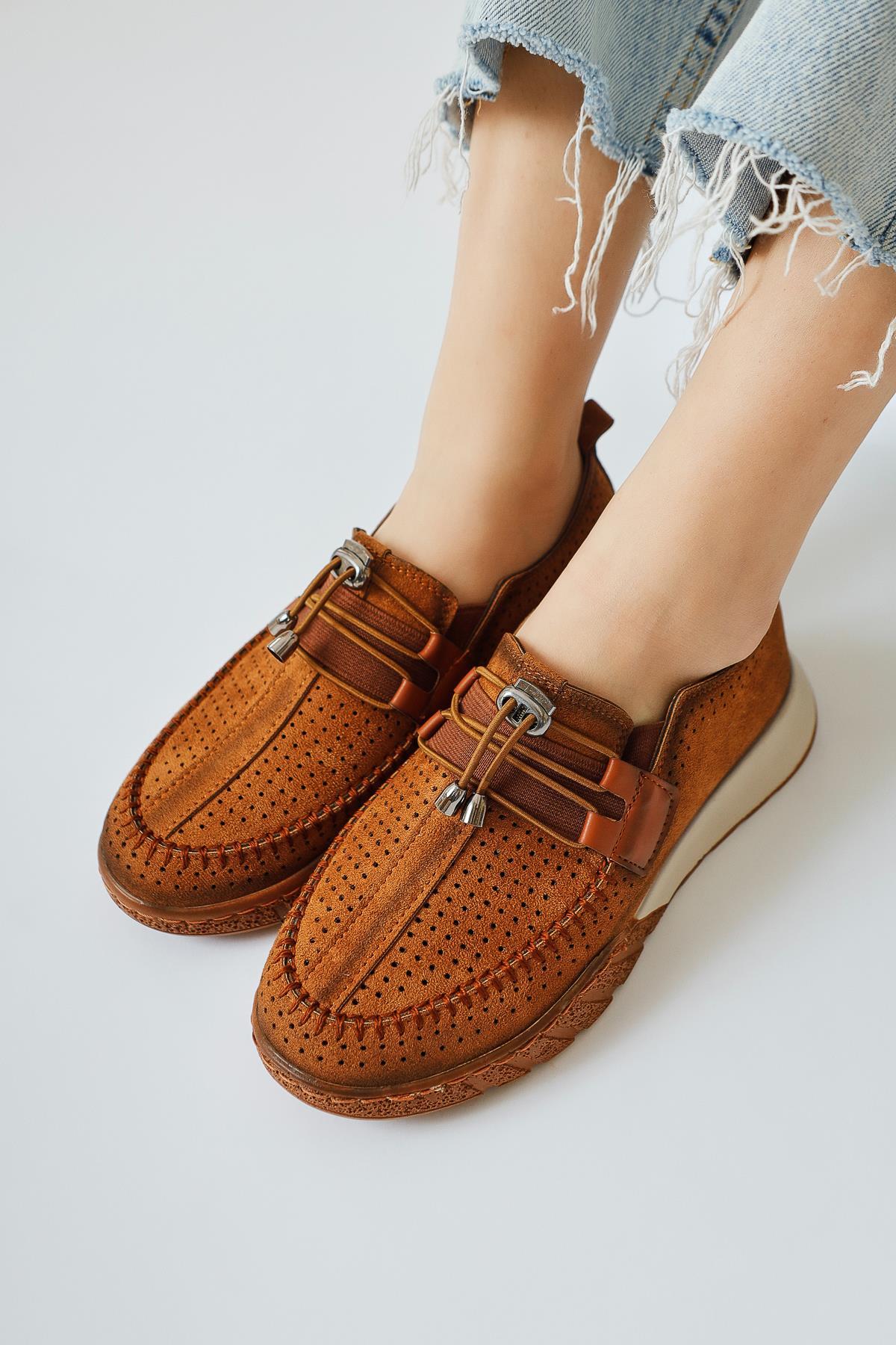 Allice Taba Wildleder Laser-Cut Freizeitschuhe