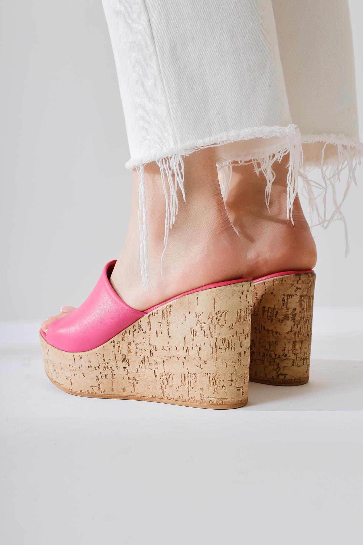 Riya Fuchsia Thick Cork Soled Slippers