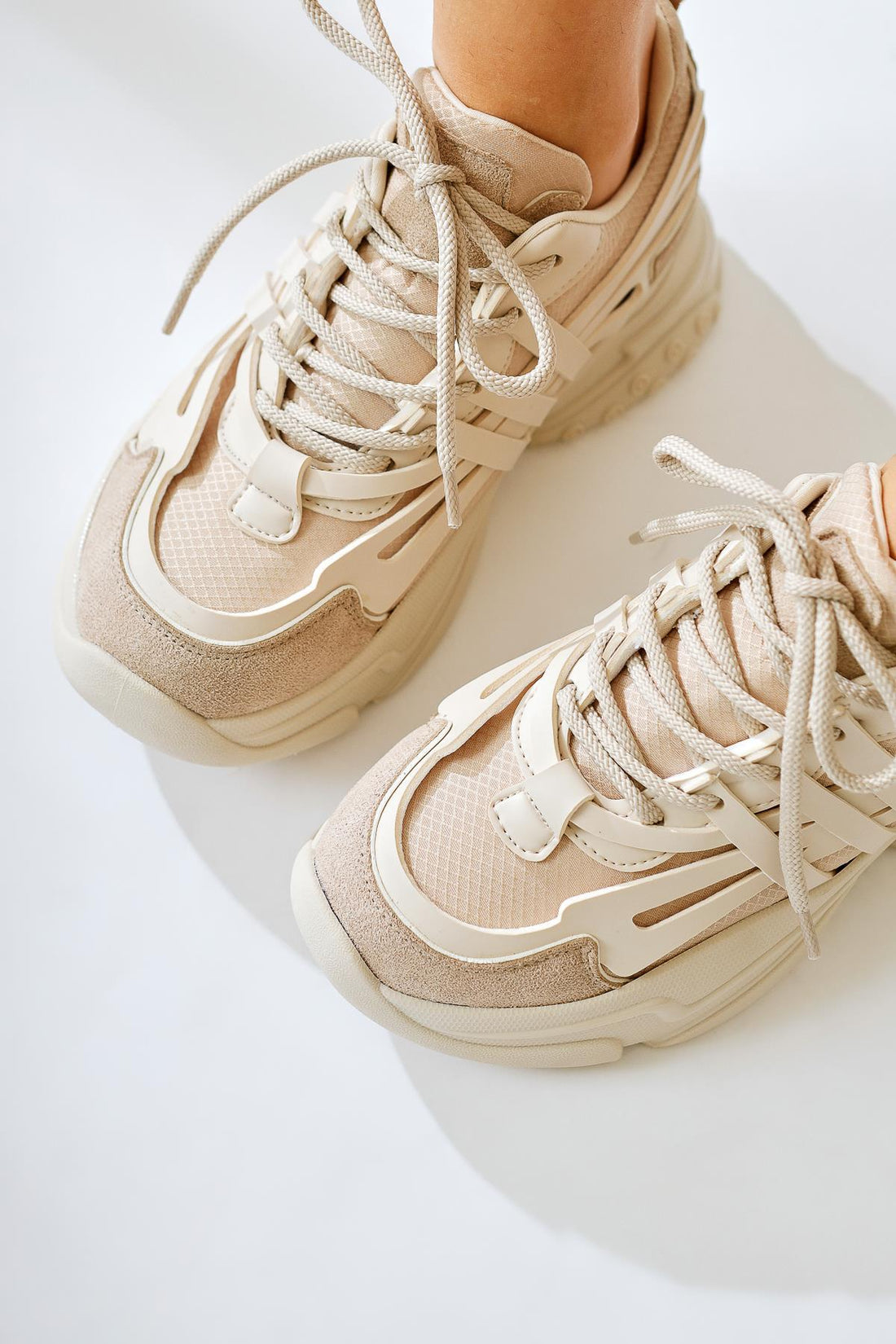 Eddy Mink Asymmetric Cut Leather Detailed Parachute Fabric Sneakers