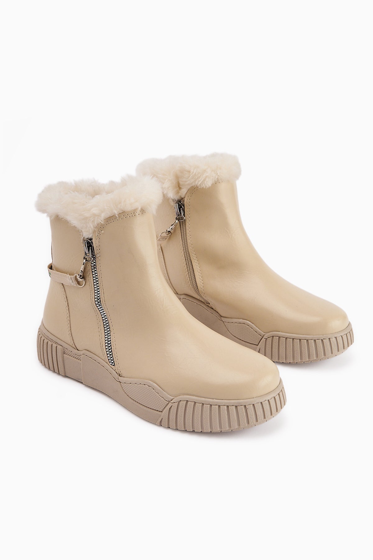 Sora Beige Fur-Lined Zippered Women's Sport Boot