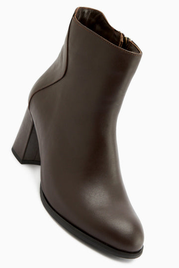 Eliza – Braun Echtleder Stiefelette mit Absatz (Damen)