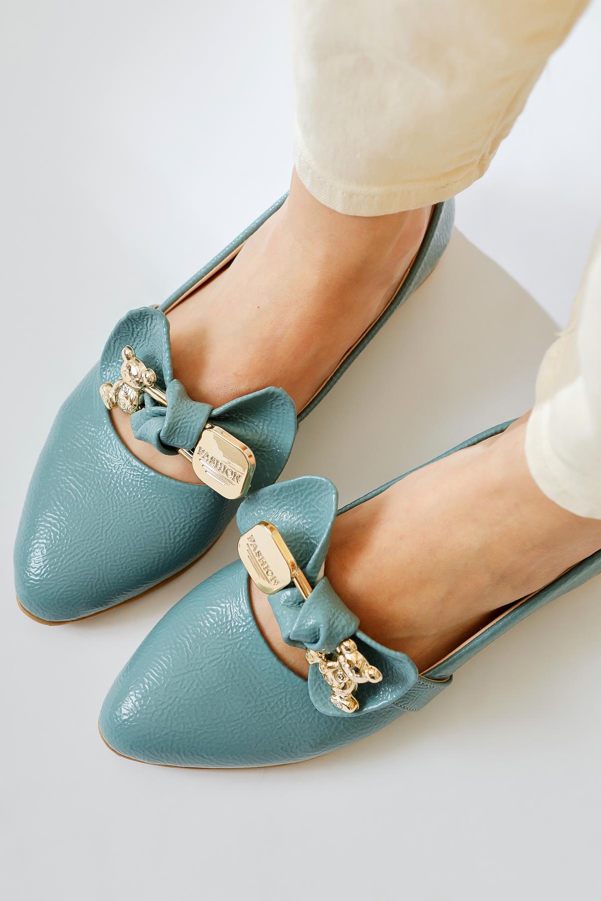 Joselin Turquoise Wrinkled Patent Leather Bow Accessory Ballerinas