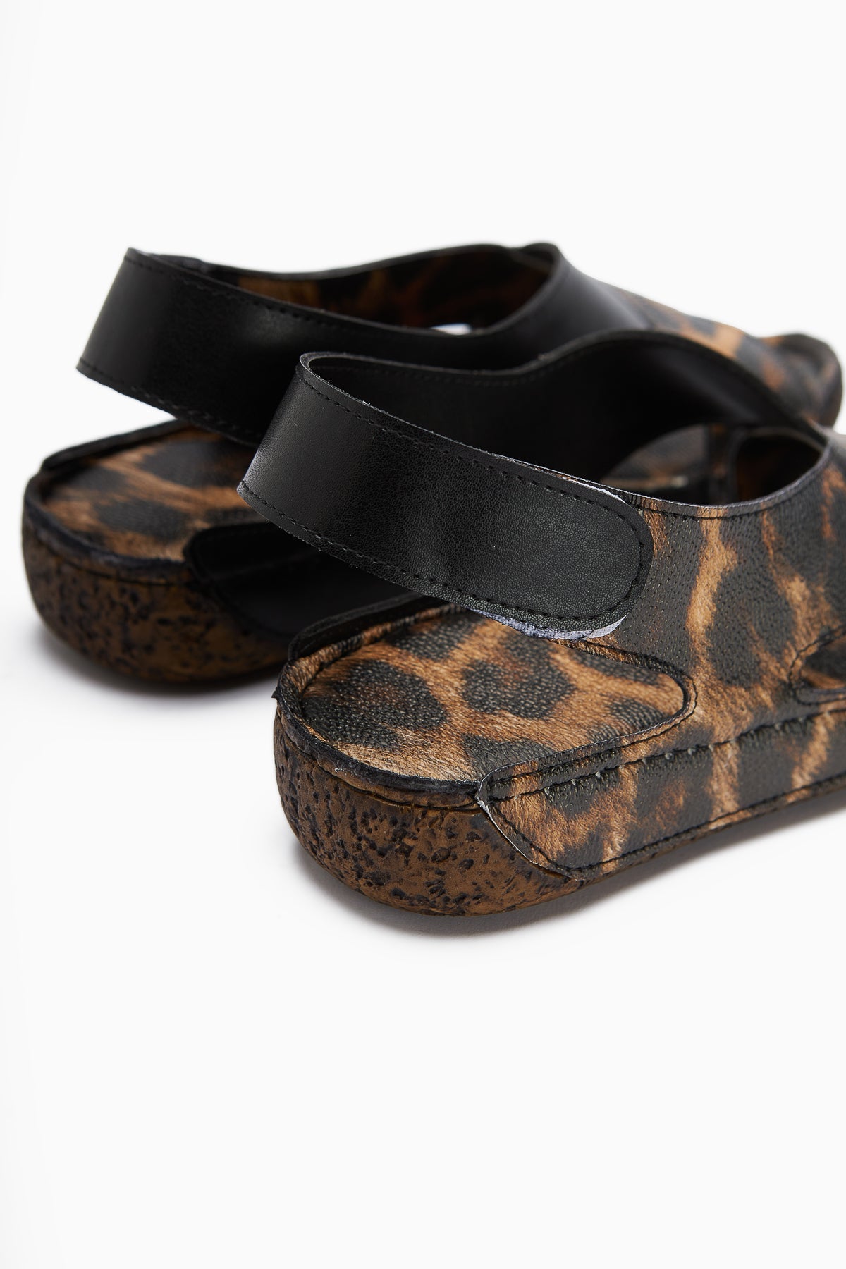 Margit Leoparddruck Kreuzriemen Damen Komfort Sandalen