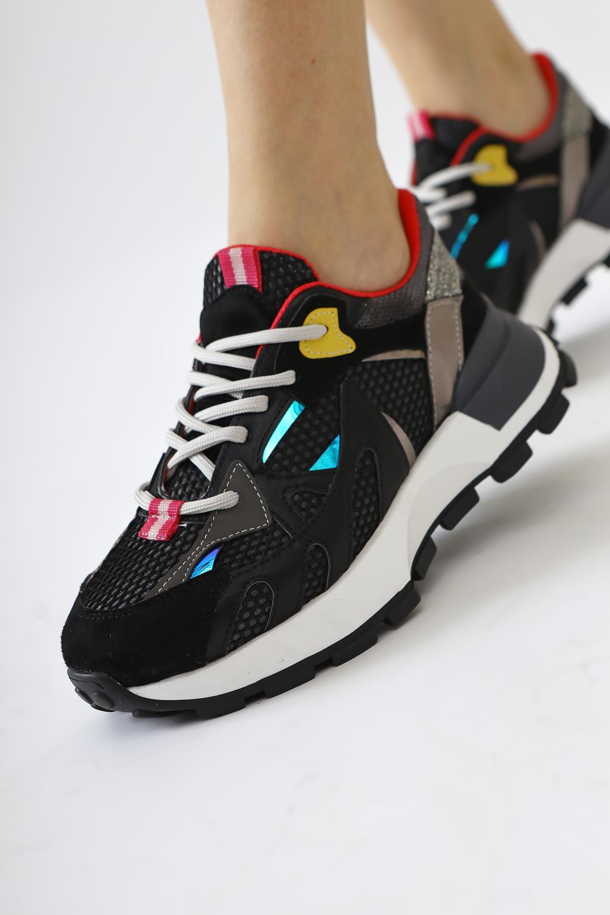 Moe Black Mesh Detail Lace-Up Sneakers