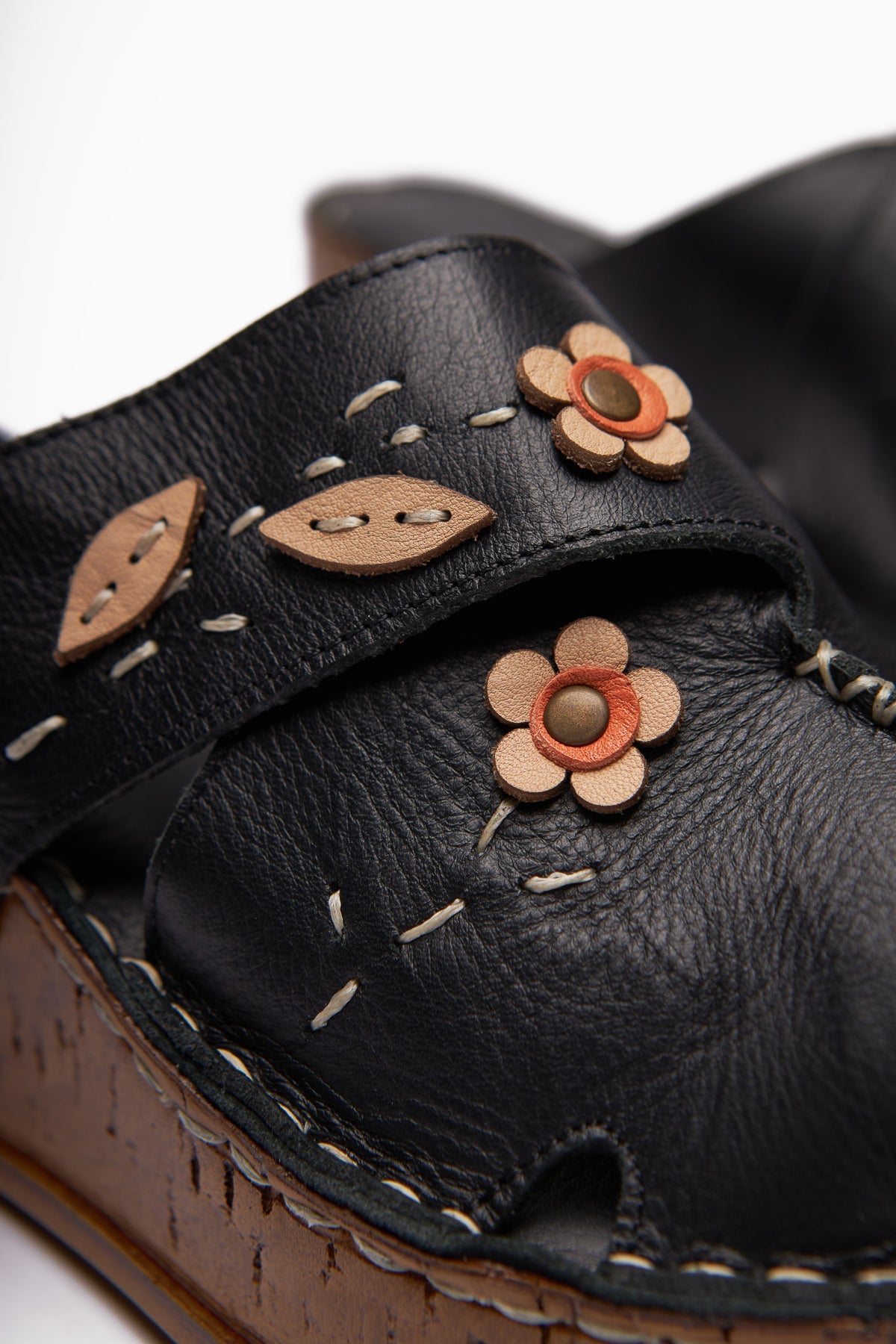 Alto Schwarz Echtes Leder Komfort Pantoletten mit Distressed Sohle