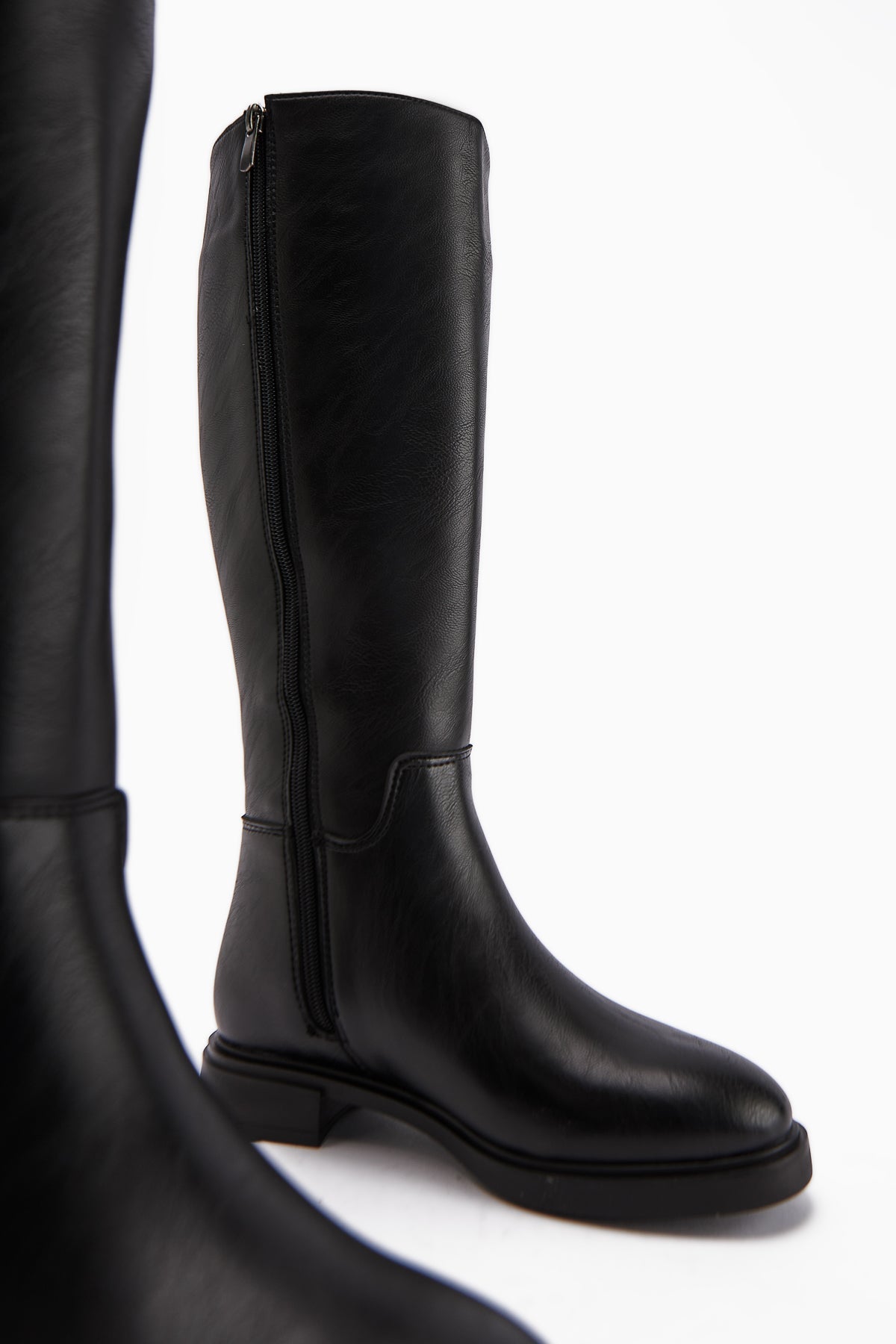 Kaisa Women's Black Buckled Boots