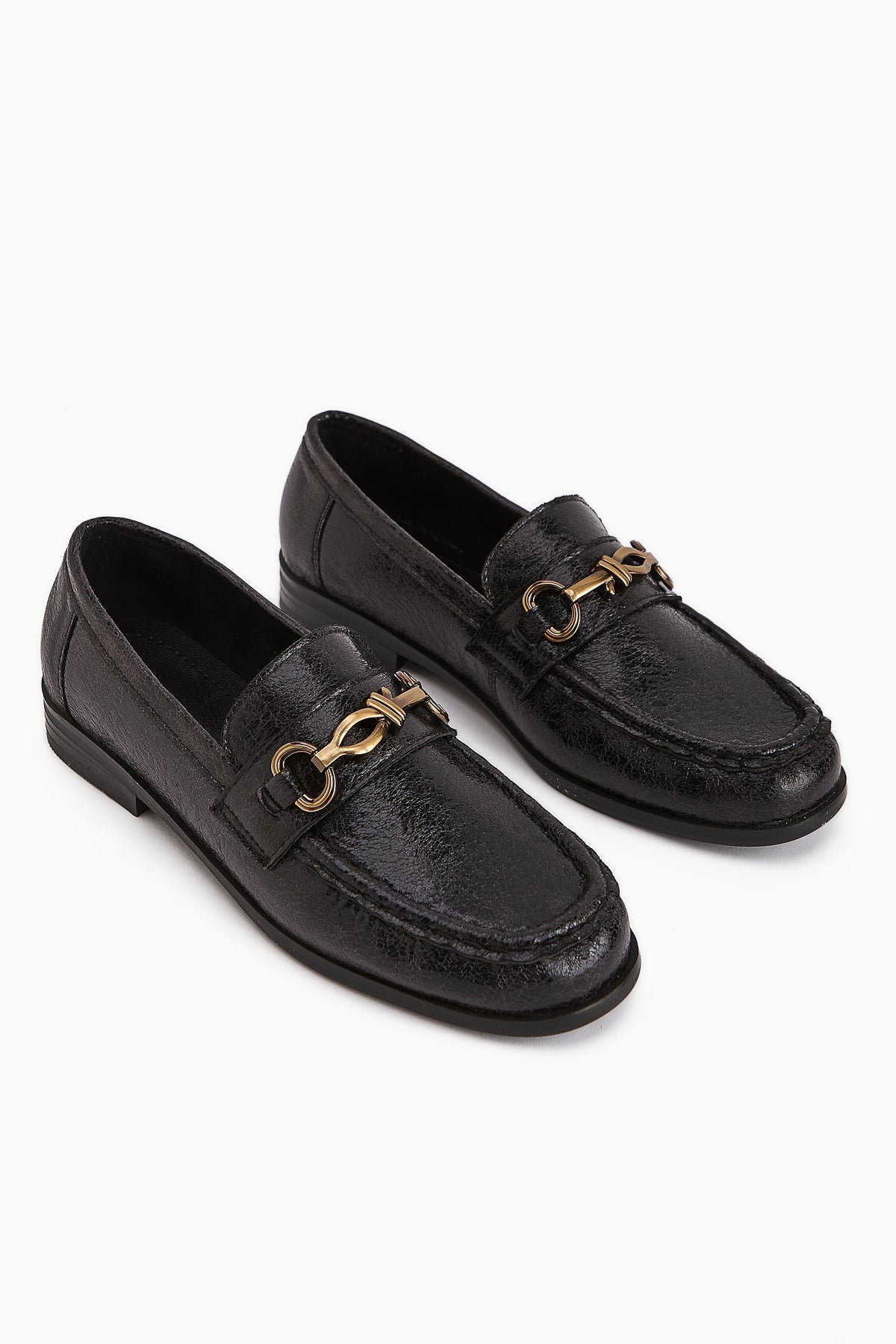 Kali Black Chain Detailed Women's Loafer