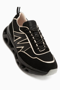 Kiana Schwarz Netz Detail Dicke Sohle Damen Sneaker