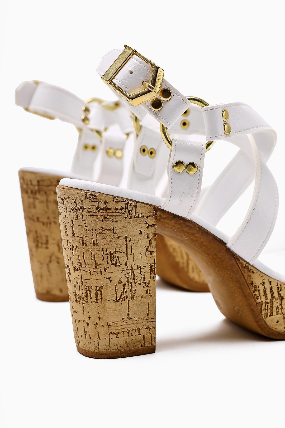Havannah – White Cross-Strap Platform Sandal (Women)
