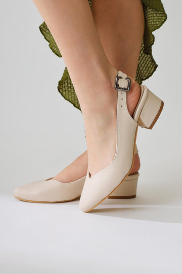 Henrietta Ten Pointed Toe Low Heel Sandals