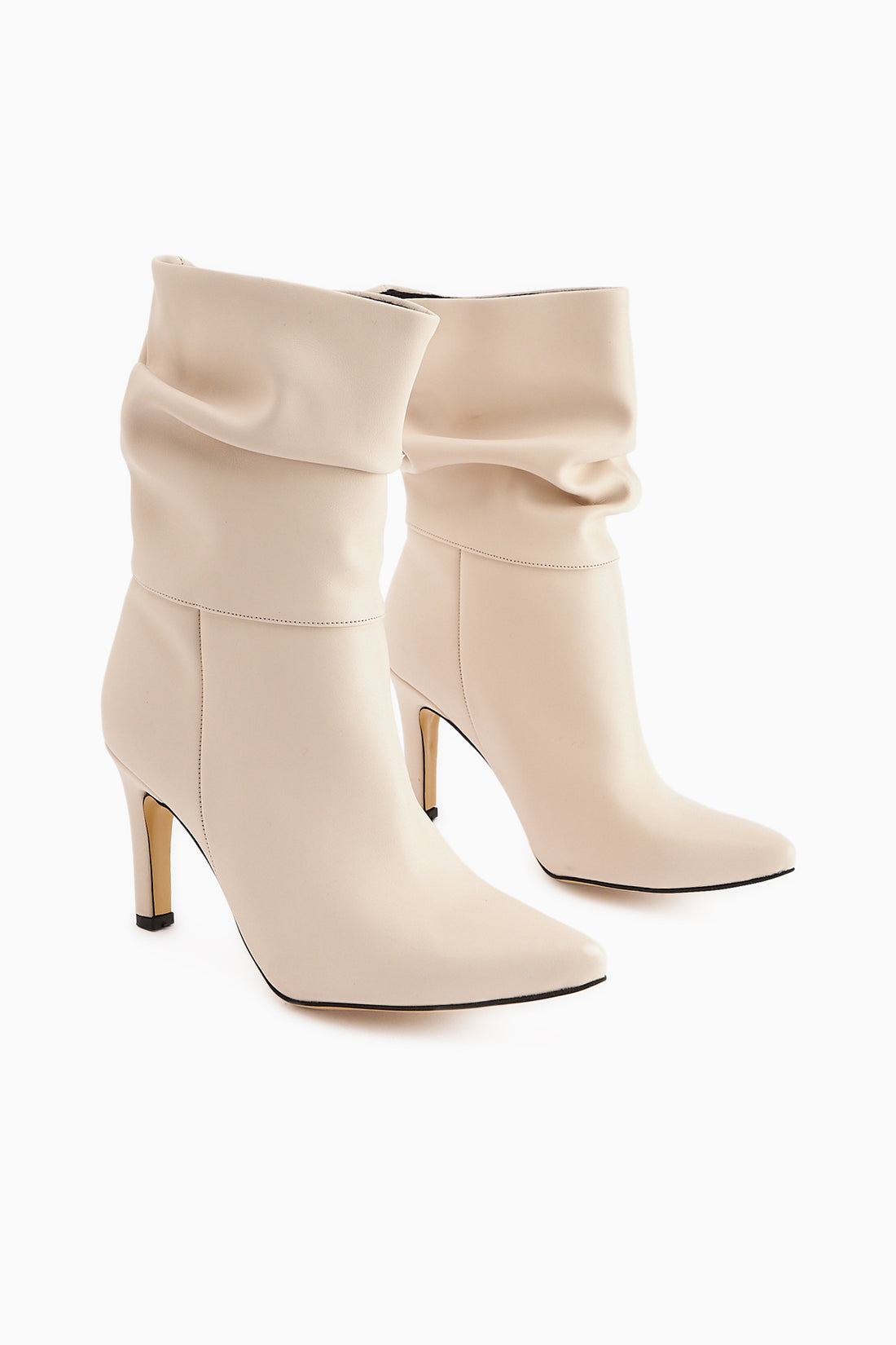 Wilma Beige Falten Dünne Absatzstiefel