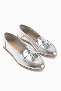 Doris Genuine Leather Metallic Silver Tasseled Women's Loafer