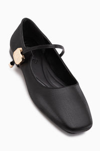 Amilia Black Buckle Detailed Square Toe Women’s Ballet Flats