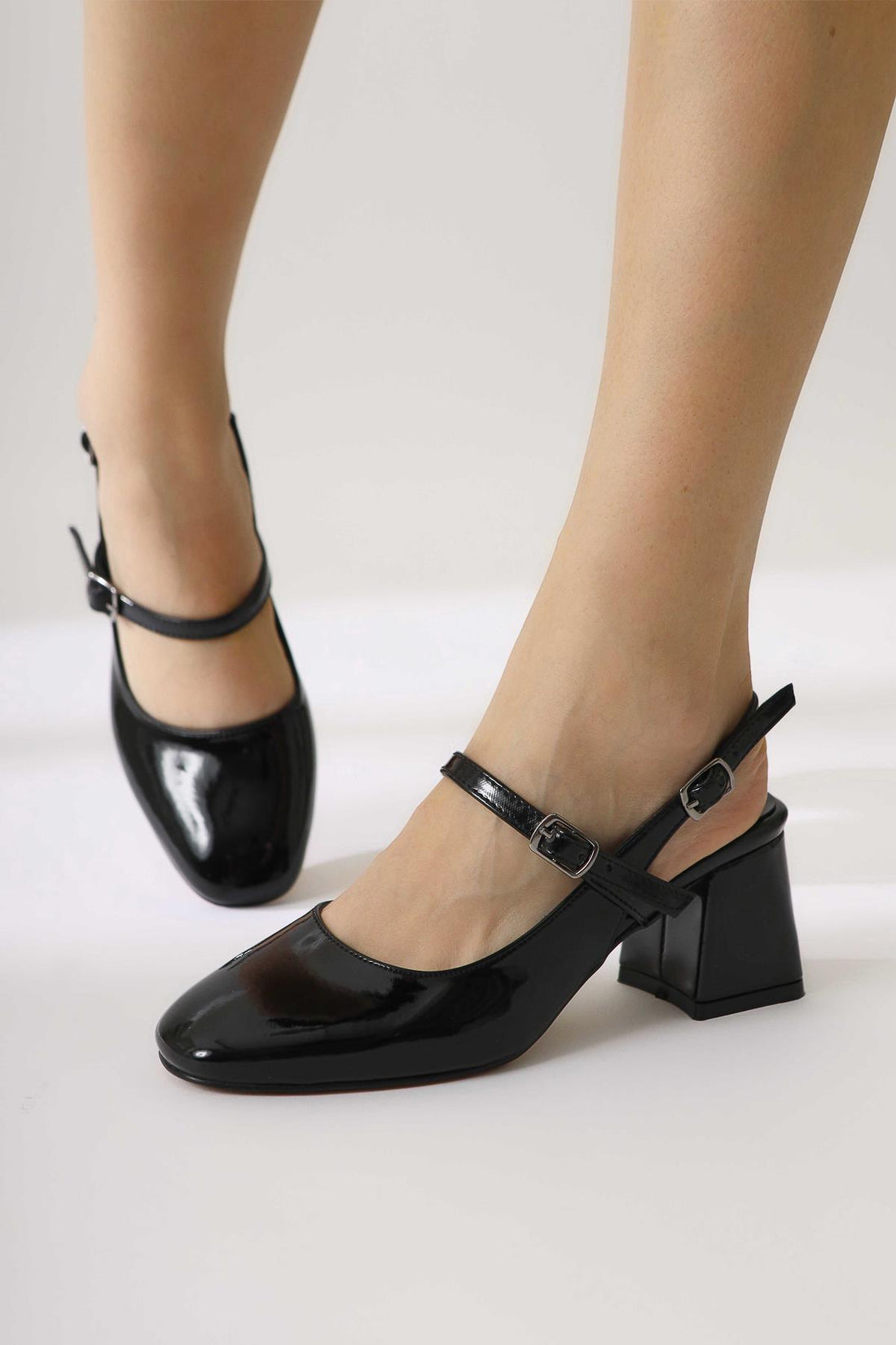 Anna-Belle Black Patent Leather Oval Toe Thin Strap Casual Shoes