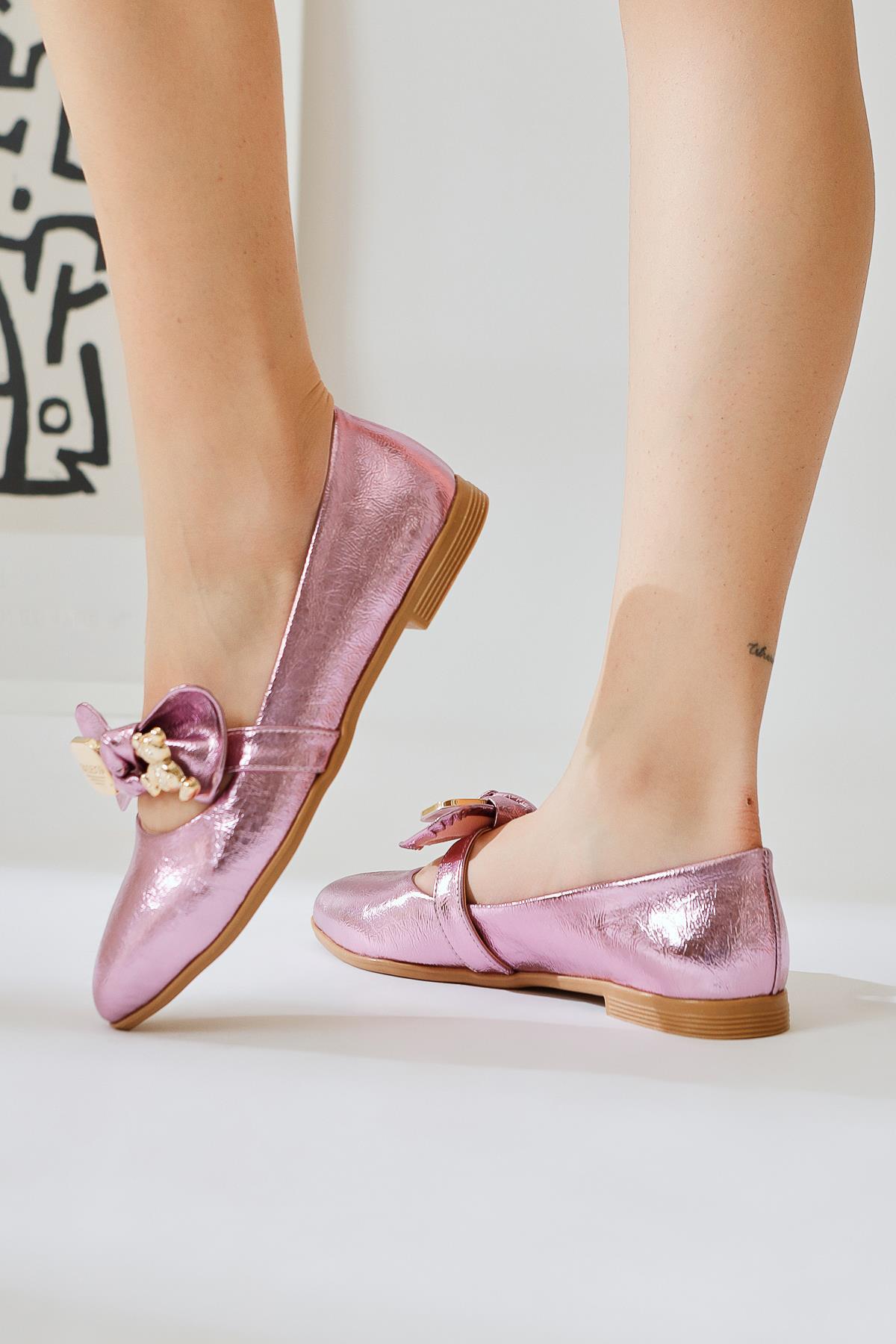 Joselin Fuchsia Creased Patent Leather Bow Accessory Ballerinas
