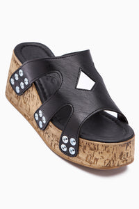 Freya Black Screw Detail Women's Slippers