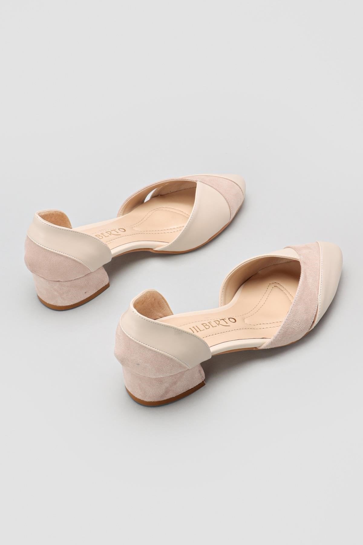 Jacquelyn Ten Pointed Toe Low Heel Sandals