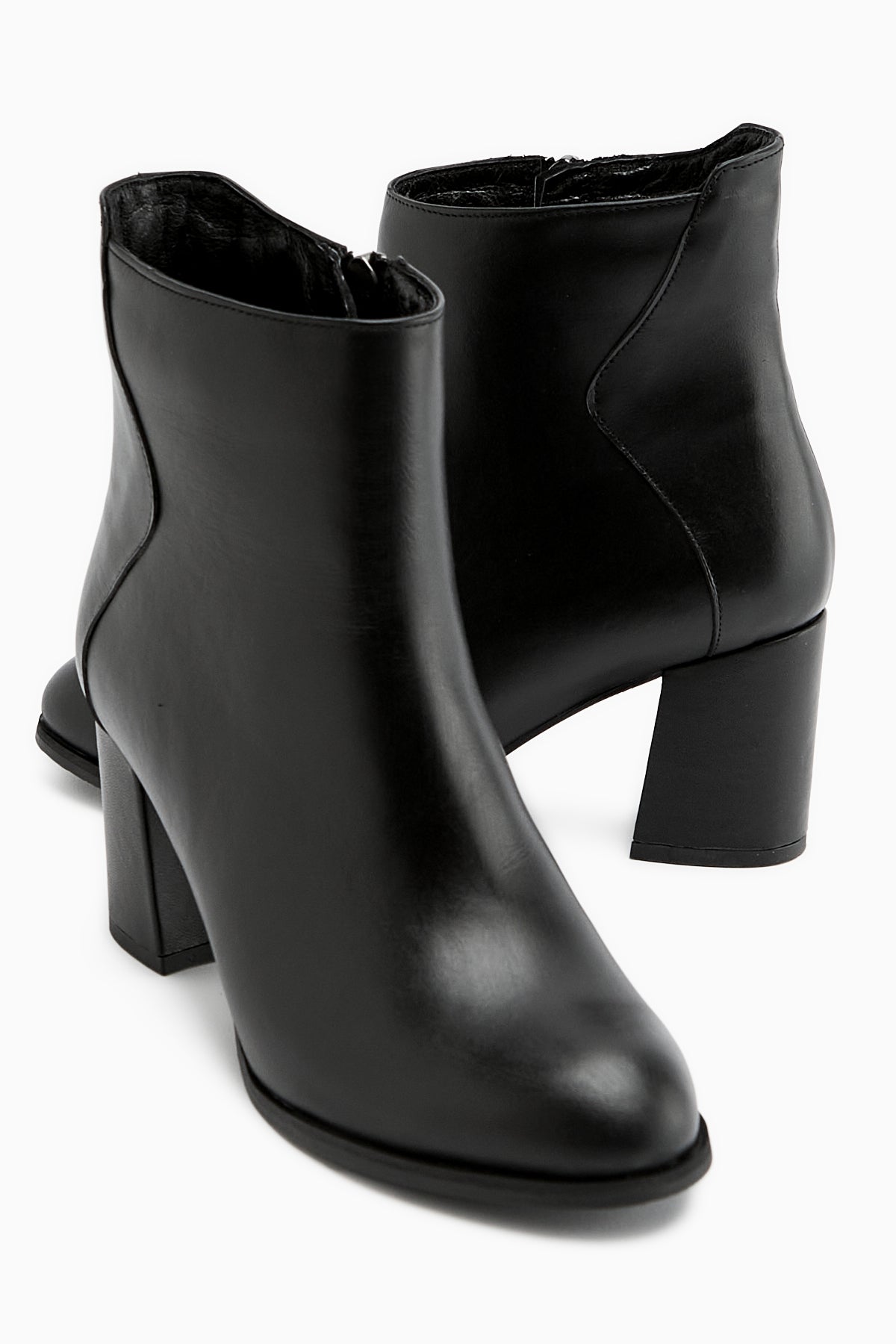 Eliza – Schwarz Echtleder Stiefelette mit Absatz (Damen)