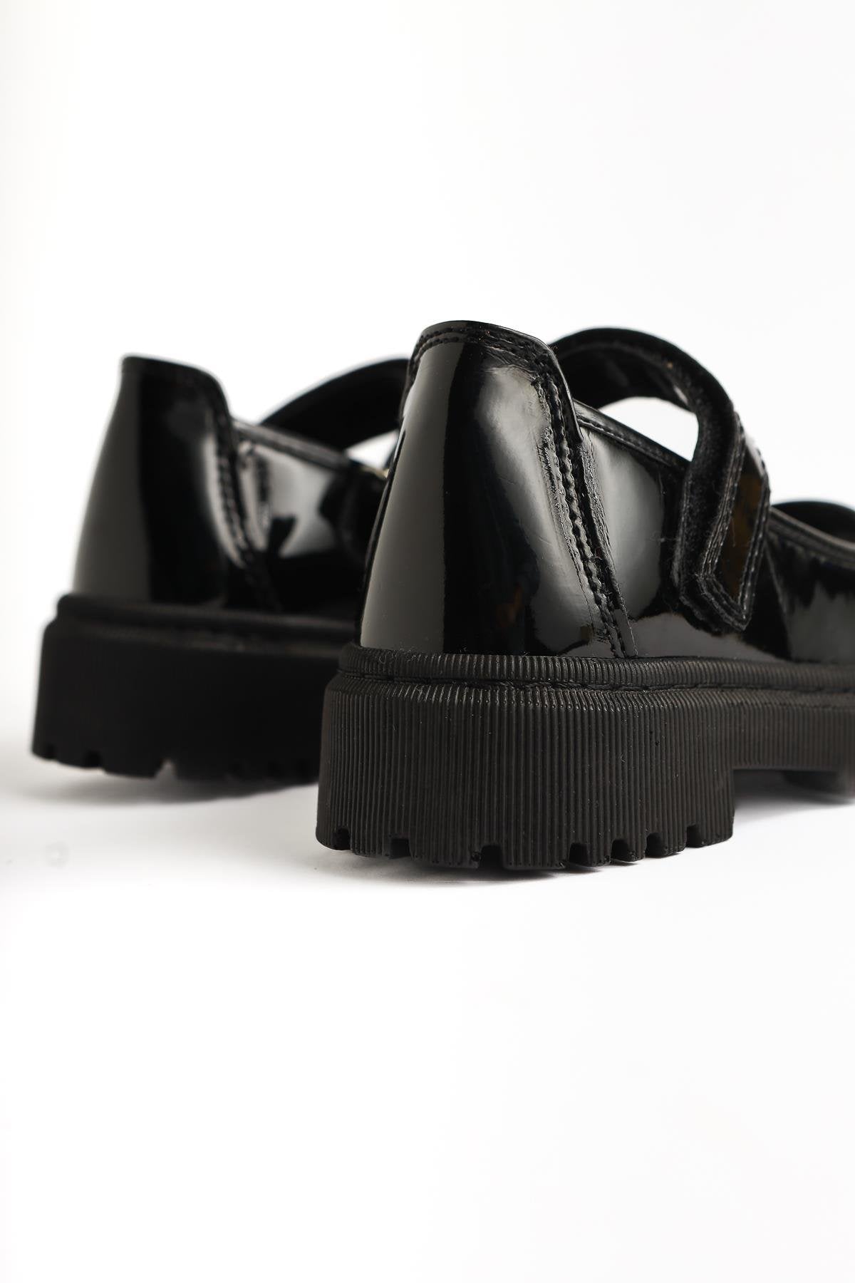 Janina Schwarze Lackleder Klettverschluss Detaillierte Kinder Freizeitschuhe