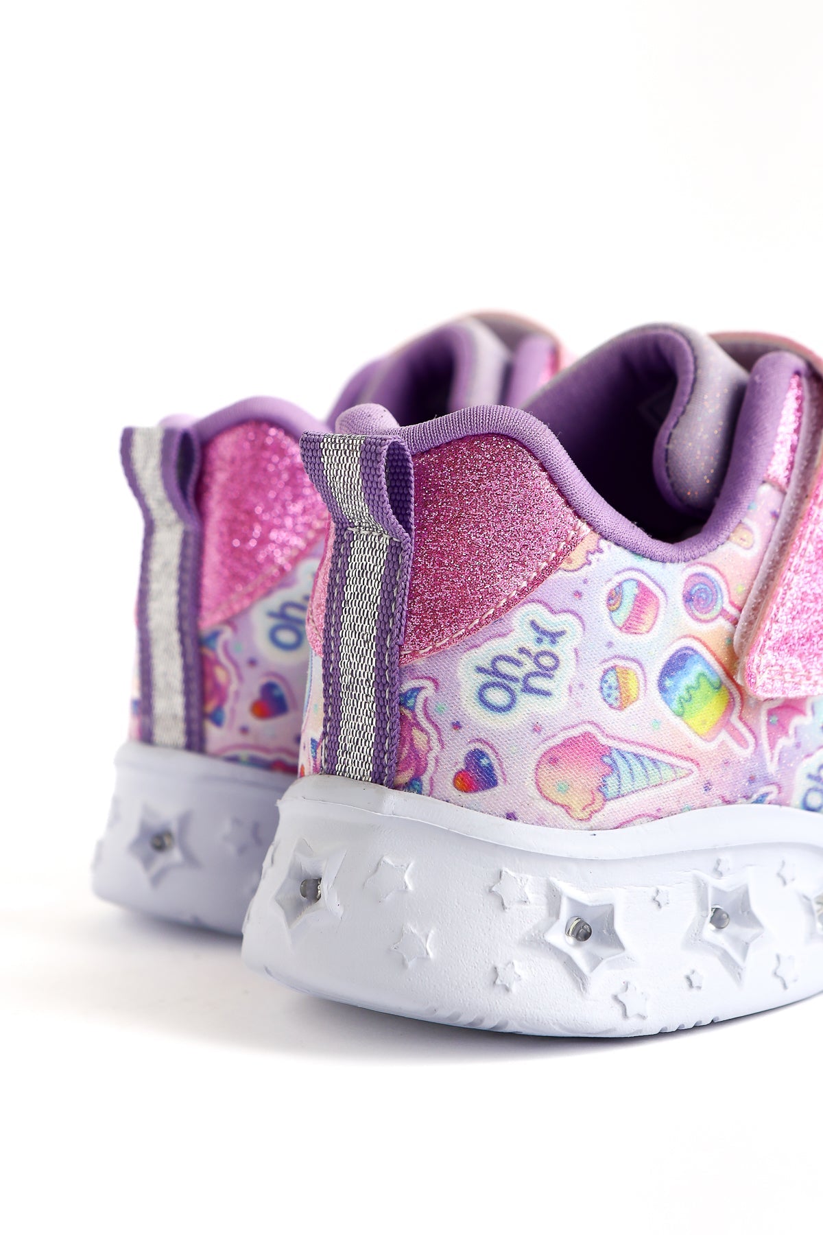 Leika Pink Glittery Light-Up Kids' Sneaker with Character Print