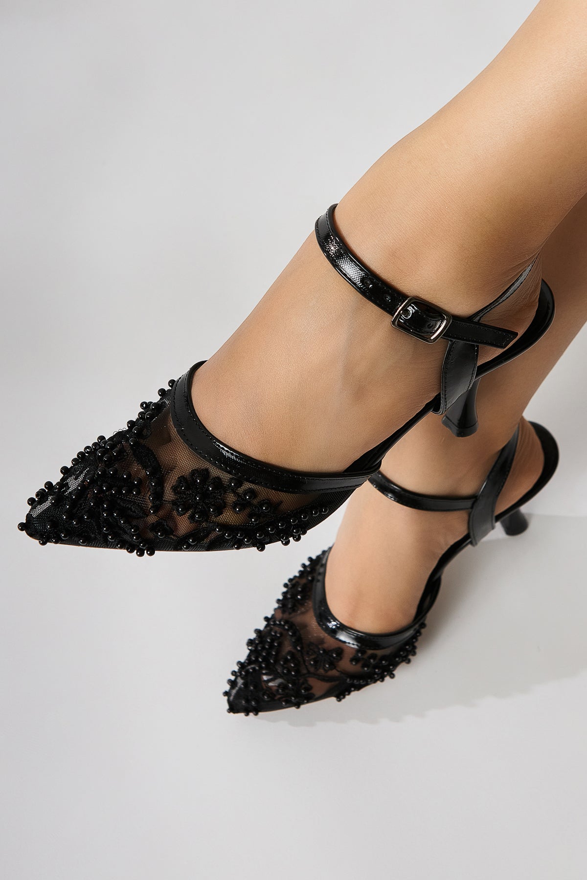 Wilma – Schwarz Schuh mit Absatz und Strass-Detail (Damen)