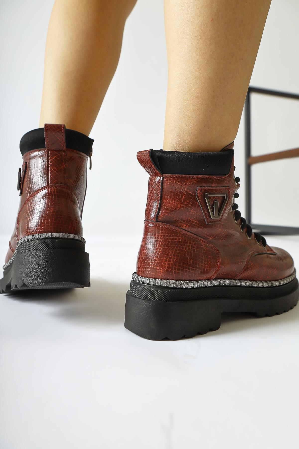 Amona Burgund Glänzender Stein Detail Schnürstiefel