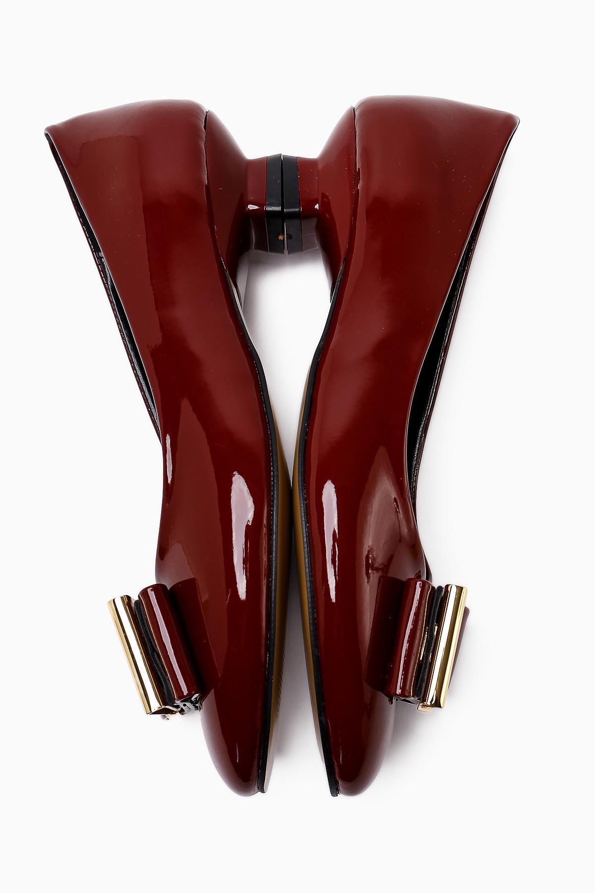 Sian – Burgundy Patent Buckle-Detail Low-Heel Shoe (Women)