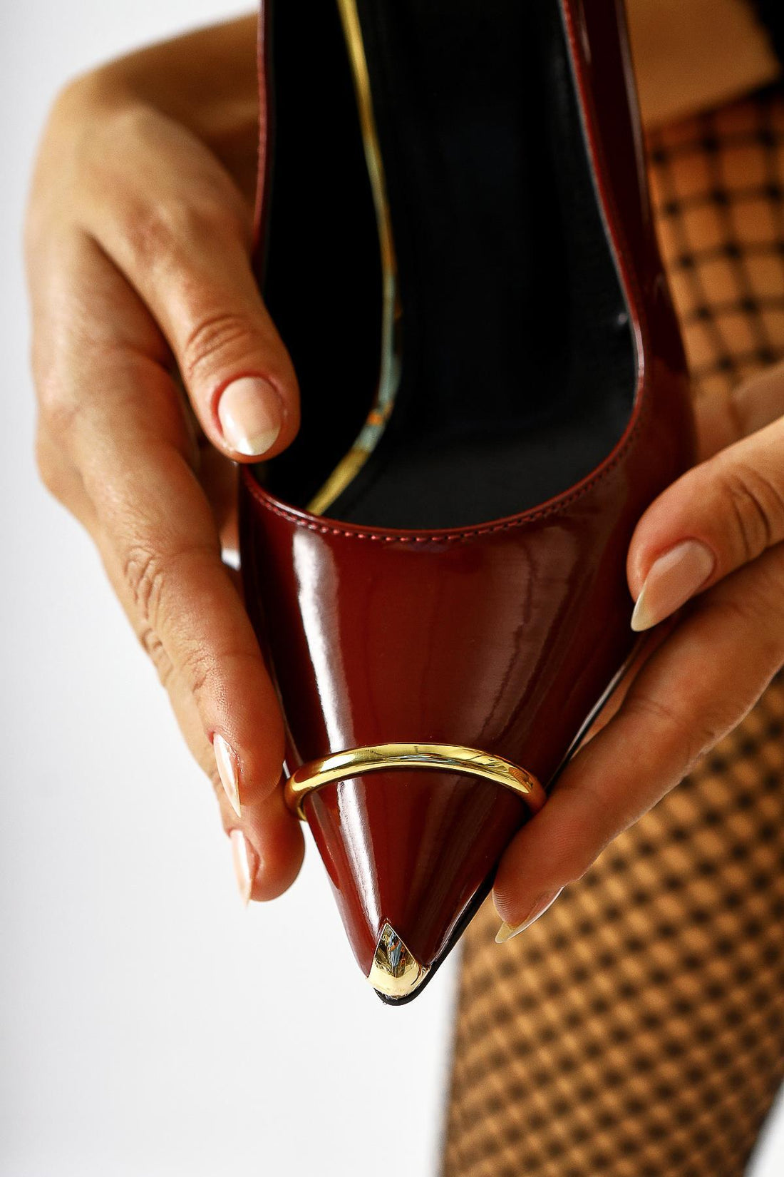 Lelia – Burgundy Patent Metal-Toe-Detail Heeled Shoe (Women)