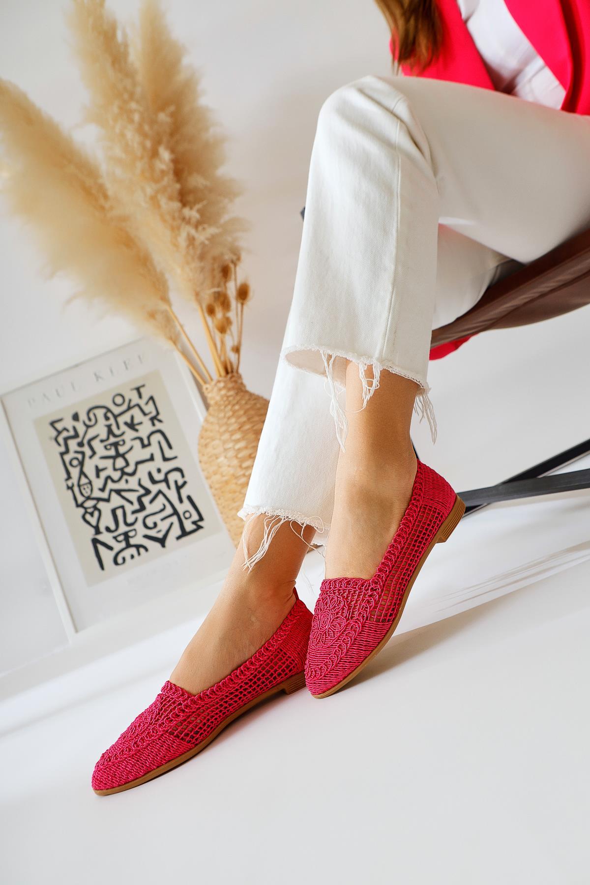 Joka Fuchsia Knitted Ballerina