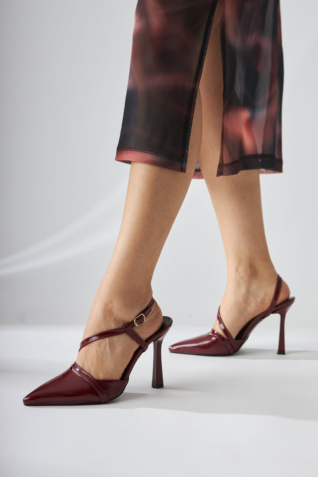 Marta Burgunder Lack Geschlossene Zehen Damen High Heels